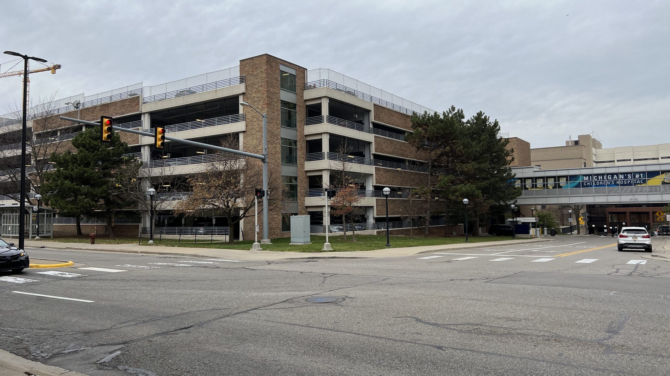 Parking structure at Michigan Medicine's CS Mott's Children's Hospital.